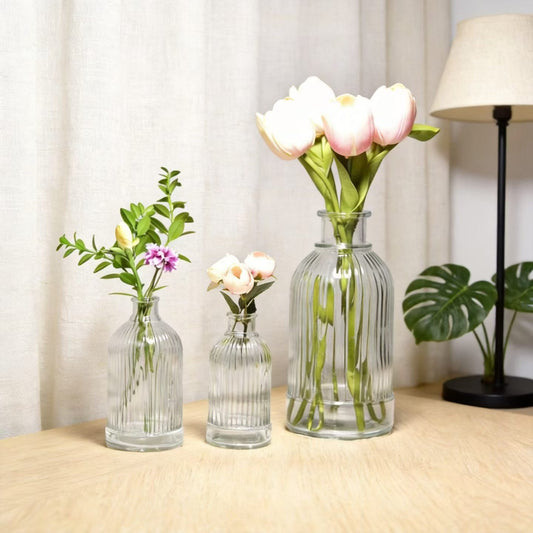 Clear Ribbed Glass Flower Vase – Decorative Bud Vase for Home Table Centerpiece (S / M / L)