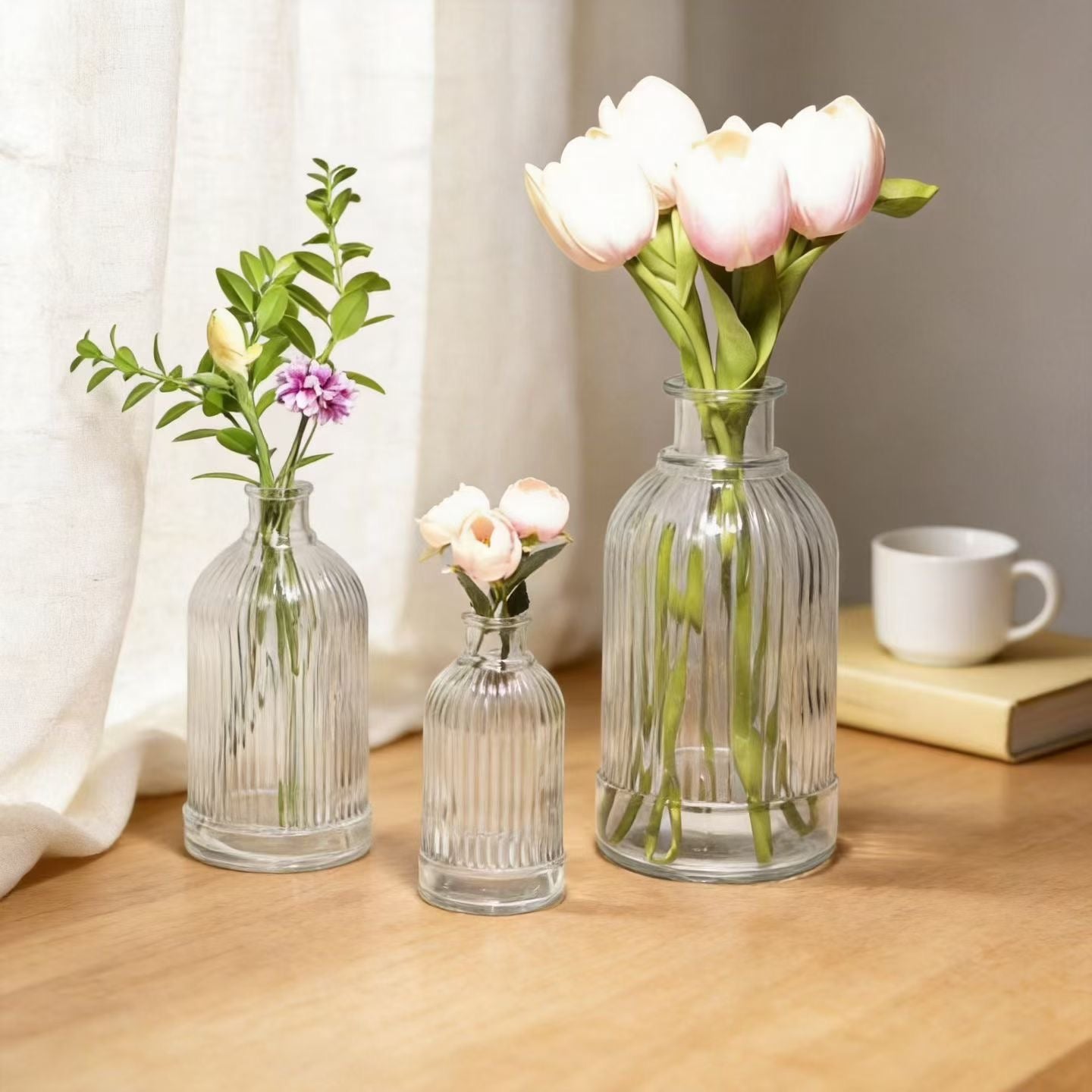 Clear Ribbed Glass Flower Vase – Decorative Bud Vase for Home Table Centerpiece (S / M / L)