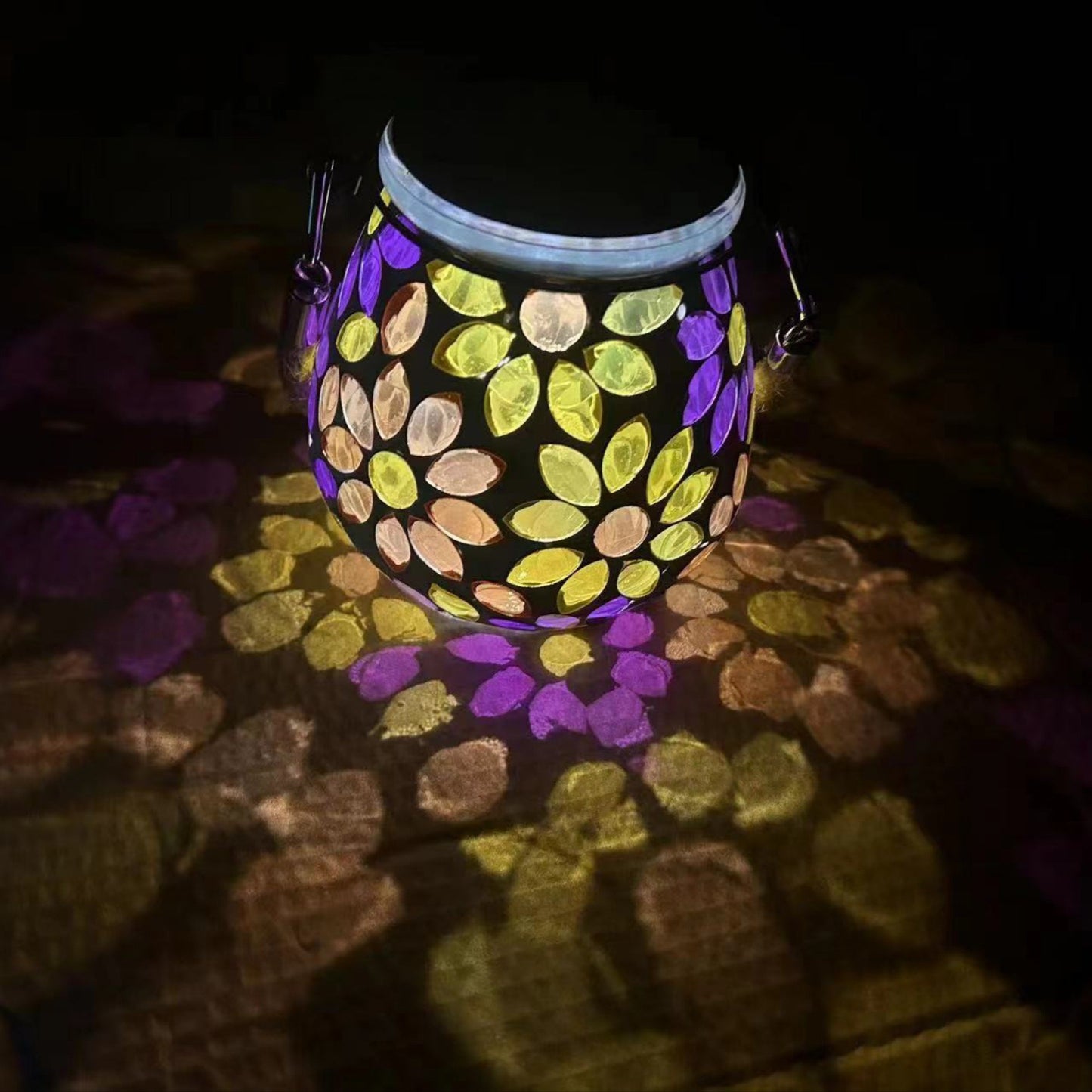 Handcrafted Hanging Mosaic Solar Lantern – Outdoor Glass Mosaic Garden Light for Patio, Tree & Balcony Décor