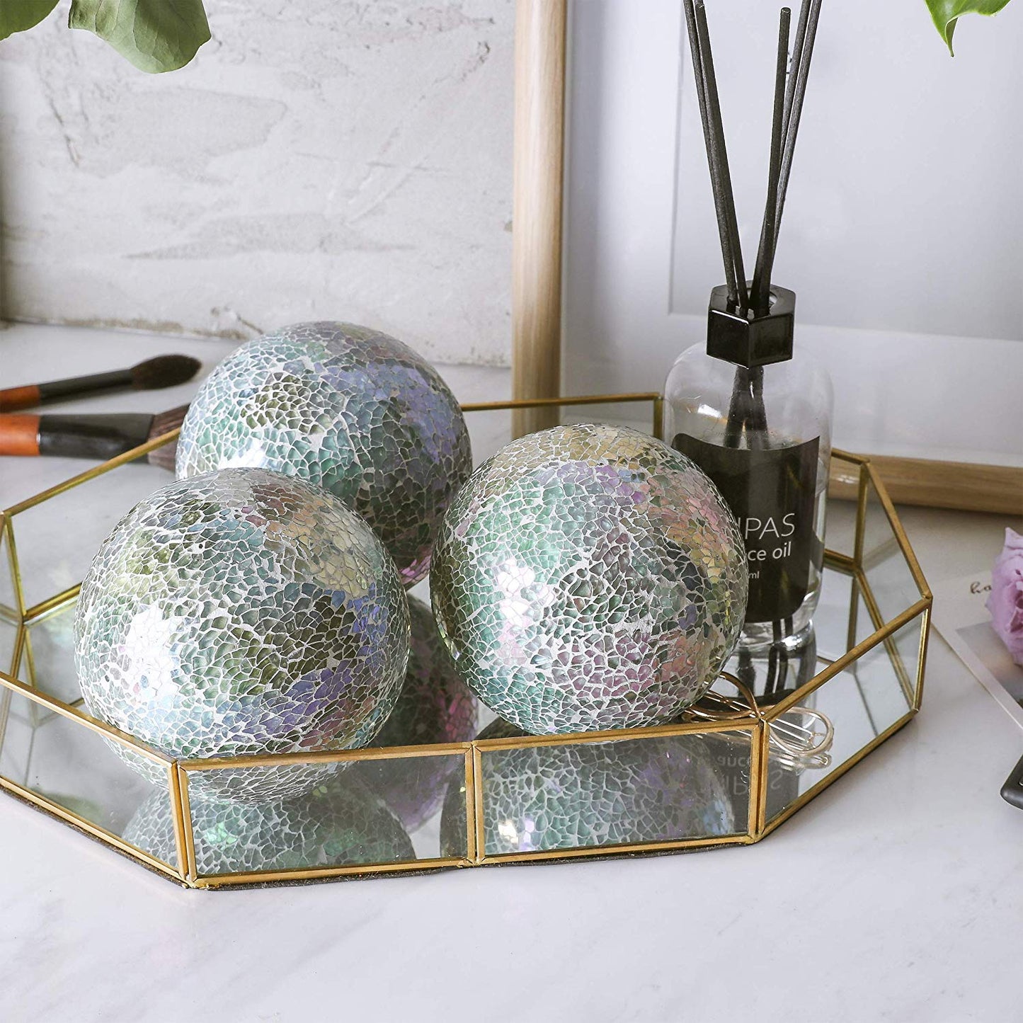 Multicolor glass mosaic decorative ball with artistic handcrafted mosaic pattern