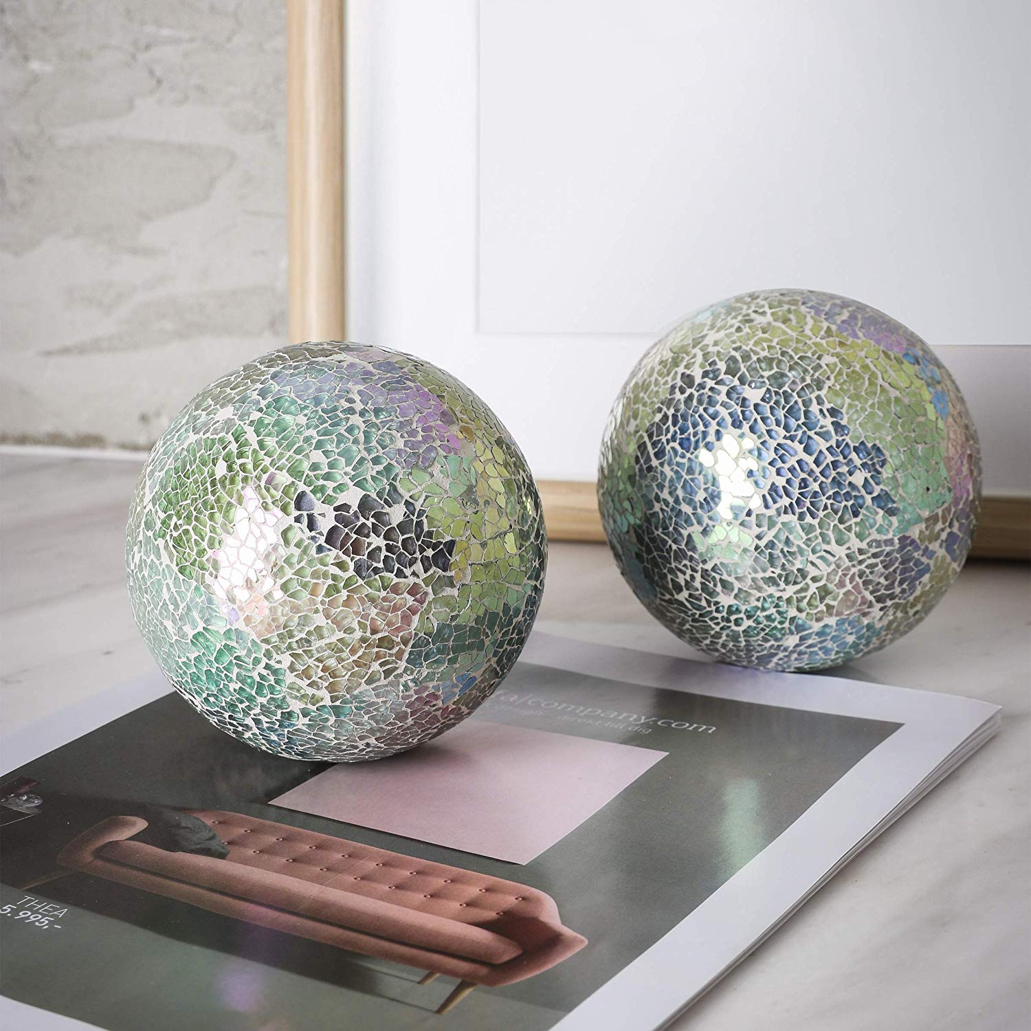 Multicolor glass mosaic decorative ball with artistic handcrafted mosaic pattern